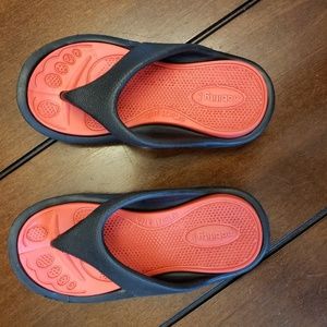 Mobility Toddler Black and Red Flip Flops